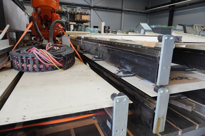 Robot milling machine ABB IRB R6400 RM 2000
