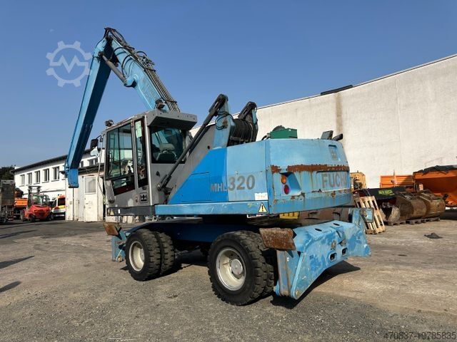 Mobile excavator FUCHS MHL 320