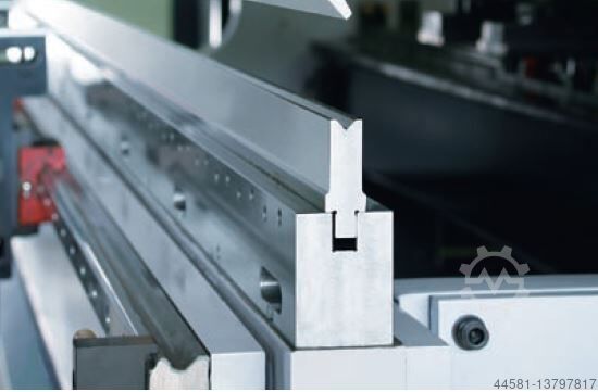 Abkantpresse YAWEI PBH220/4100-7C