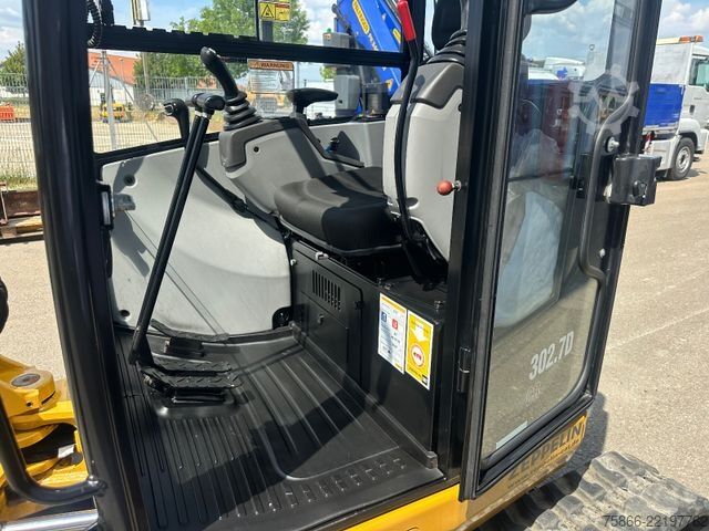 Mini excavator CATERPILLAR 302.7 Powertilt Löffelpaket Sortiergreifer