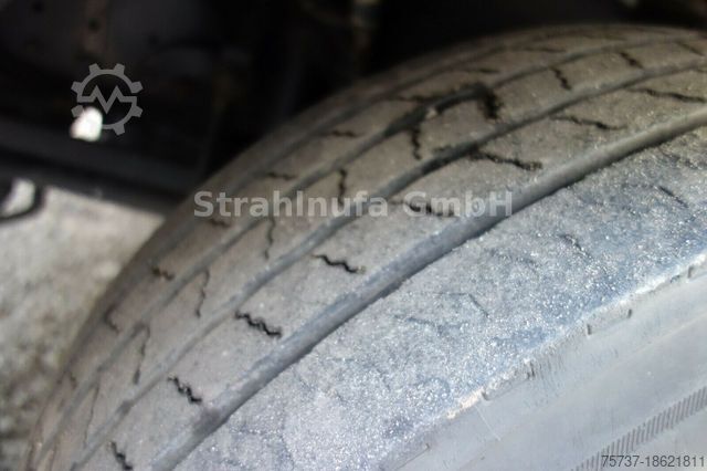 LKW mit Pritsche (offen) MAN 15.290 TGM Pritsche + Palfinger Hecklade Kran