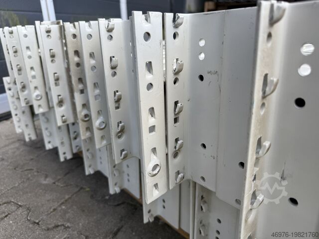 High-bay warehouse Dexion (Hovik) P 90 lichte Weite: 950 mm | I: 100 x 50 mm
