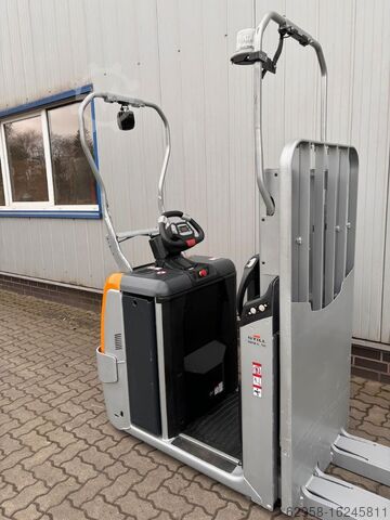Low Level Order Picker Still OPX-L16 - NUR 206 Bst