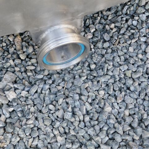 8300 Liter kühlbarer kubischer Lagertank aus V2A mit 2 inneren Kühlplatten  9429