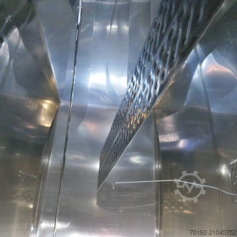 8300 Liter kühlbarer kubischer Lagertank aus V2A mit 2 inneren Kühlplatten  9429