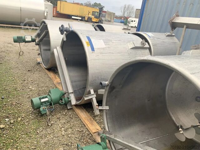 1500 Liter Rührwerksbehälter aus V2A mit Propellerrührwerk  S16421