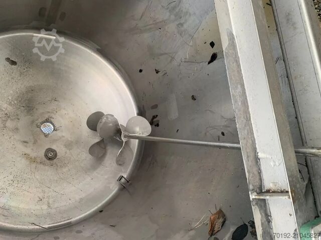 1500 Liter Rührwerksbehälter aus V2A mit Propellerrührwerk  S16421