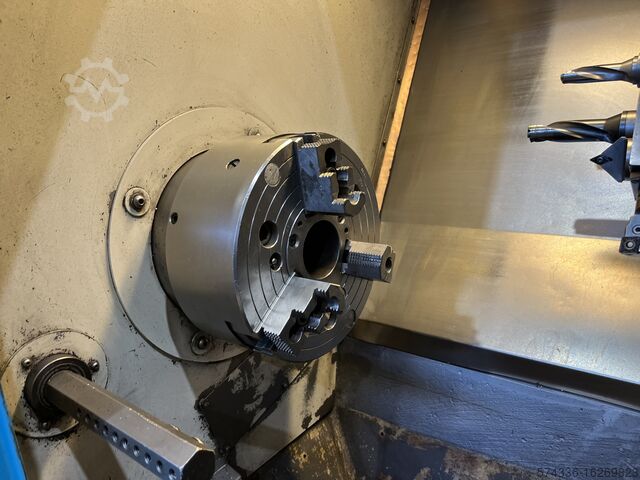CNC LATHE Colchester TORNADO 200