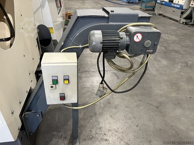 CNC LATHE Colchester TORNADO 200
