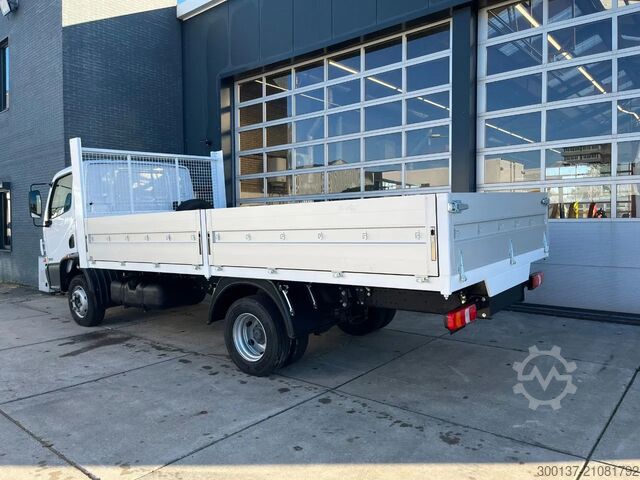 Platform trailer Mercedes-Benz Accelo 915 4x2 Flatbed with dropsides