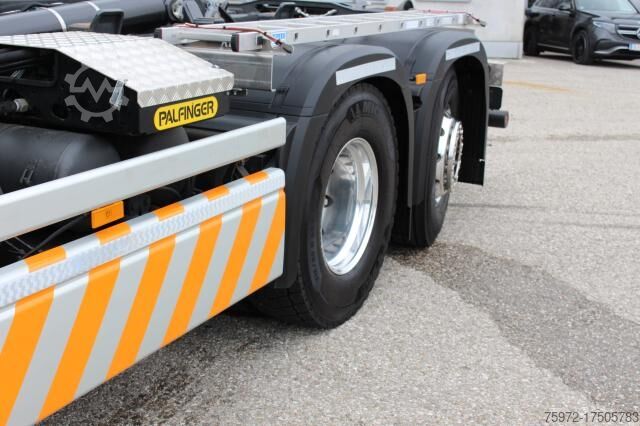 Abrollkipper eActros 300 L Abrollkipper mit Haken