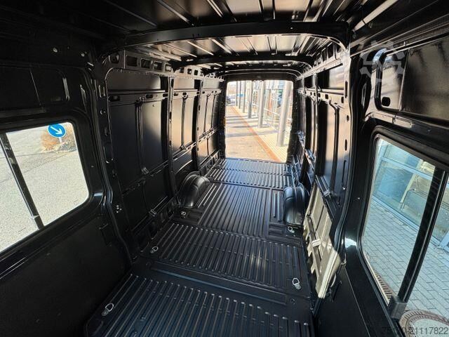 Hochdachkombi Iveco Daily 35S21 HA8 3.0L *R4.100mm*Automatik*AHK*LED