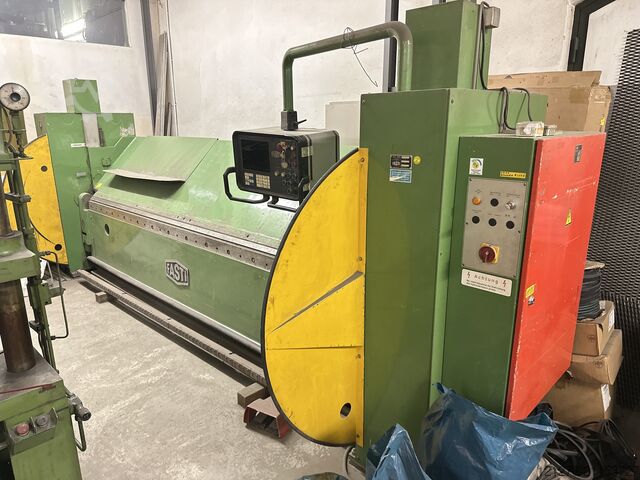 Schwenkbiegemaschine FASTI 215-40-4