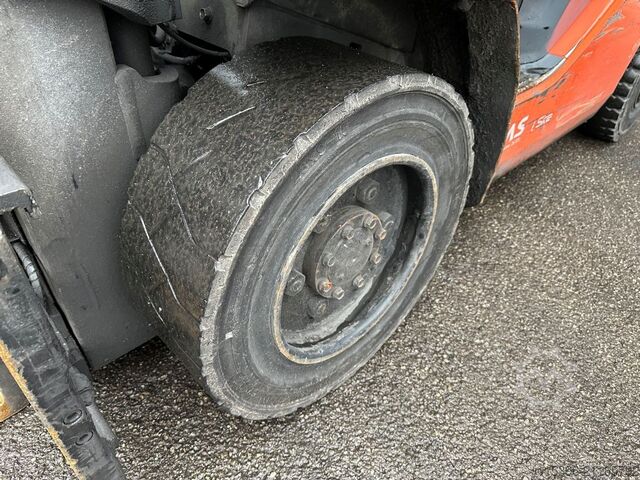 Treibgasstapler Toyota 02-8FGF30