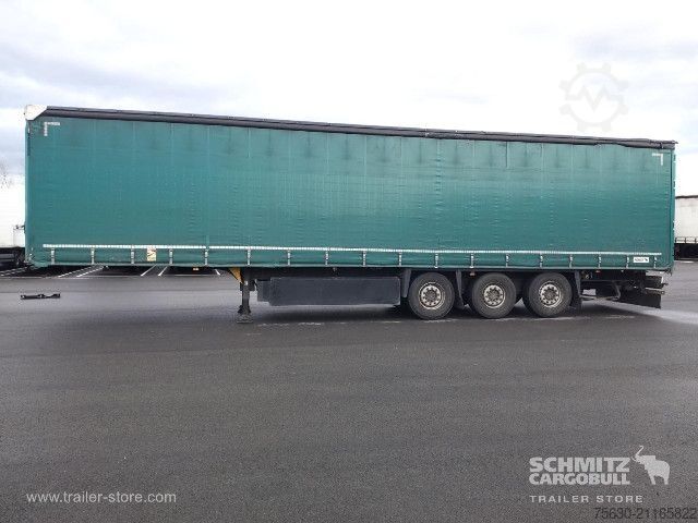 Auflieger mit Pritsche & Plane Schmitz Cargobull Semitrailer Curtainsider Coil