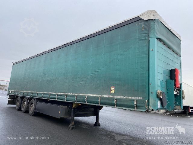 Auflieger mit Pritsche & Plane Schmitz Cargobull Semitrailer Curtainsider Coil