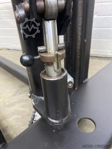 High-lift stacker - pedestrian stacker, tiller stacker, hydraulic lift stacker KENTRUCK Ergo-H