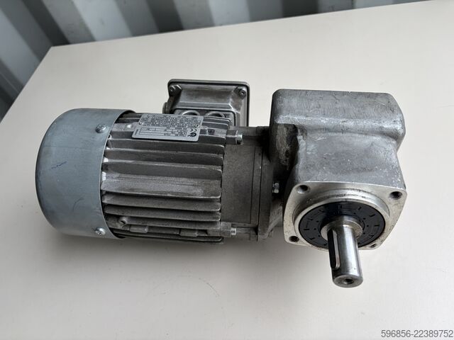 Geared motor Getriebebau NORD 1S50VZ.71 L/4 + NORD motor SK 71L/4 0.37 kW i=35 40 rpm 3-phase Motoreduktor Getriebebau NORD 1S50VZ.71 L/4 + silnik NORD SK 71L/4 0,37 kW i=35 40 obr./min 3-fazowy Motoreduktor Getriebebau NORD 1S50VZ.71 L/4 + silnik NORD SK 71L/4 0,37 kW i=35 40 obr./min 3-fazowy