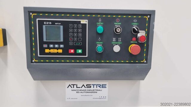 CNC/NC Hydraulic Guillotine Shear Emerson Diana Blue