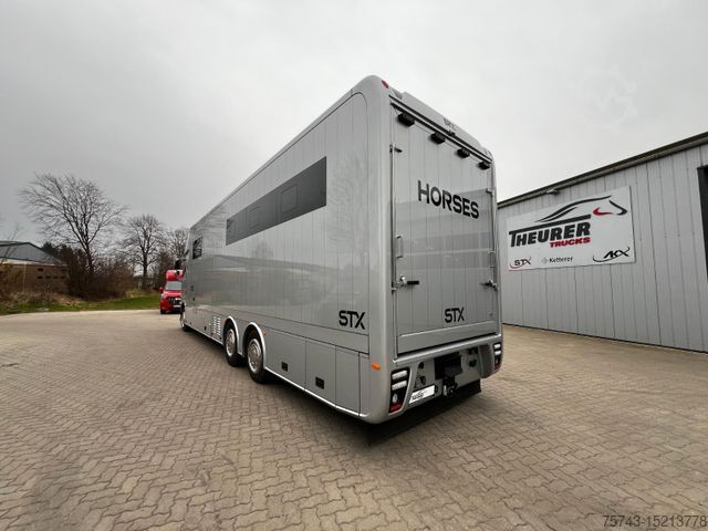 Cattle truck VOLVO FH 540 STX 7 Pferde POP-OUT, POP+UP Model 777