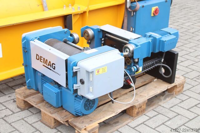 Column jib crane, boom 4.5 m / 3200 kg Demag D-MS360