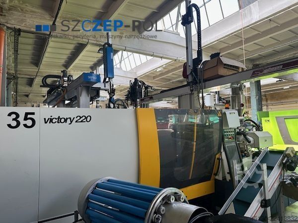 Injection molding machine Engel Victory 1050/220 Tech