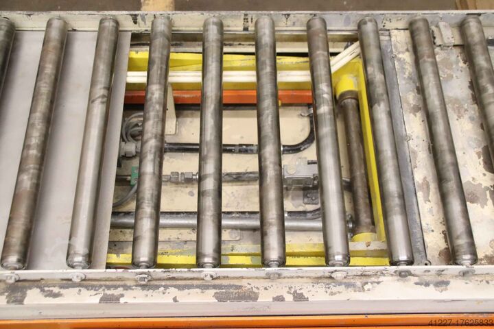 Scherenhubtisch mit Rollenbahn unbekannt Traglast 1000 kg 2420 x 710 mm