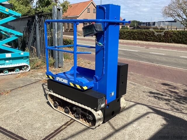 Aichi RM04B AICHI RM04B