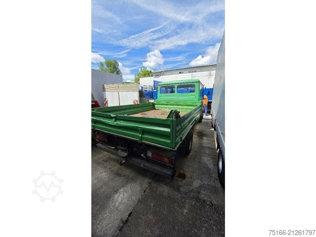 Tipper van MERCEDES-BENZ 609 D K Doppelkabiner 6-Sitze Kipper MEILLER3-S.