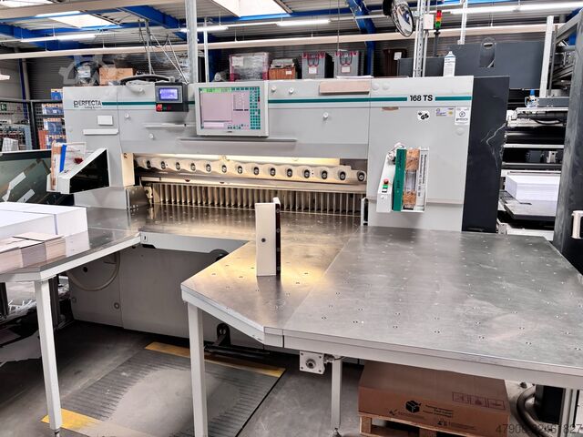 Paper cutting machine Perfecta 168 TS