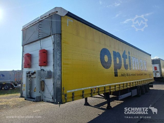 Auflieger mit Pritsche & Plane Schmitz Cargobull Curtainsider Mega Getränke