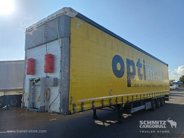 Auflieger mit Pritsche & Plane Schmitz Cargobull Curtainsider Mega Getränke