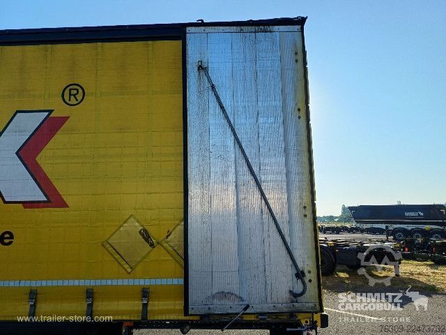Auflieger mit Pritsche & Plane Schmitz Cargobull Curtainsider Mega Getränke
