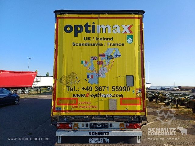 Auflieger mit Pritsche & Plane Schmitz Cargobull Curtainsider Mega Getränke