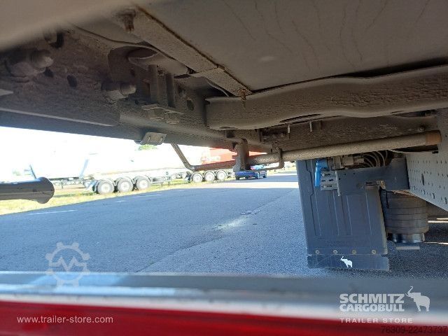 Auflieger mit Pritsche & Plane Schmitz Cargobull Curtainsider Mega Getränke