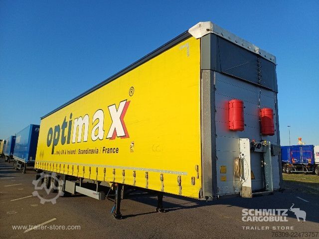 Auflieger mit Pritsche & Plane Schmitz Cargobull Curtainsider Mega Getränke
