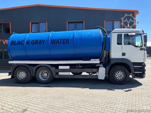 LKW mit Tankaufbau MAN TGA 36.310 6x2-2 BL EURO 3 Water Tank