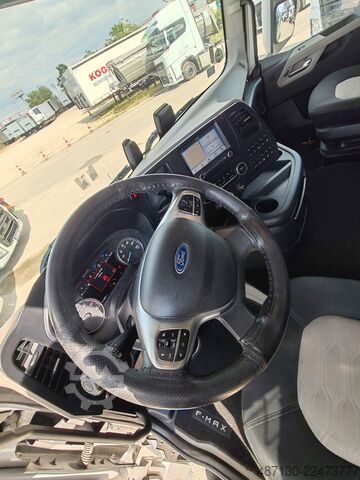 Volumen SZM FORD F-MAX 500 LUXURY Mega