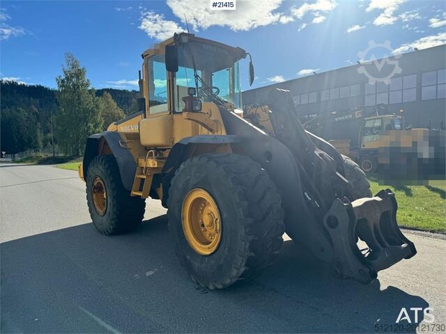 Wheel loader Volvo L110E Wheel Loader w/ Bucket