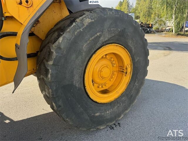 Wheel loader Volvo L110E Wheel Loader w/ Bucket