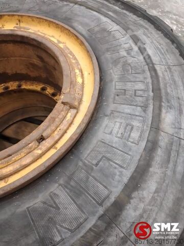 Tyre Michelin Occ industrieband Michelin 26.5R25
