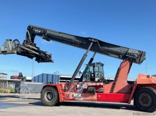 Vollcontainer Reachstacker Kalmar DRF450-75C5XS