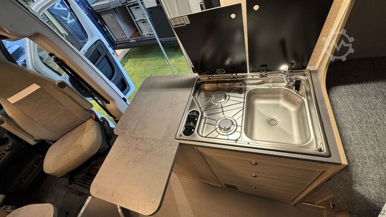 Kastenwagen Wohnmobil / Campervan PÖSSL PÖSSL Summit 600 L