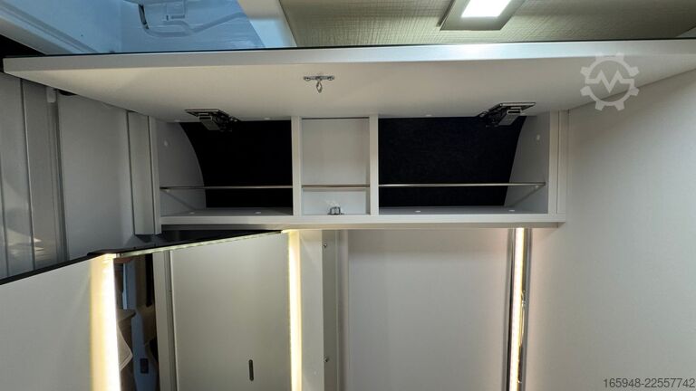 Kastenwagen Wohnmobil / Campervan PÖSSL PÖSSL Summit 600 L
