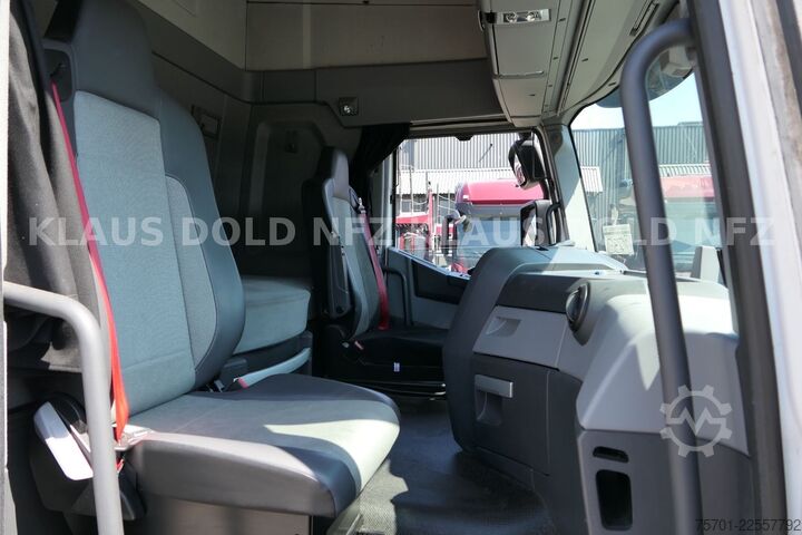 Standard SZM RENAULT T 480 High Cab 2 XL Tanks Retarder Euro 6