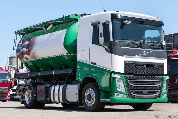 LKW mit Tankaufbau VOLVO FH 460 Tierfutter 4-kammer Silo X-Track Assist