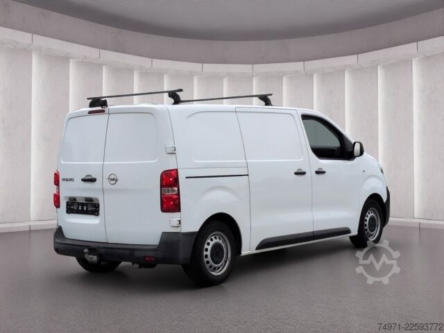 Panel van Opel Vivaro Kasten Edition 1.5D*AHK Temp R-Kam Regale