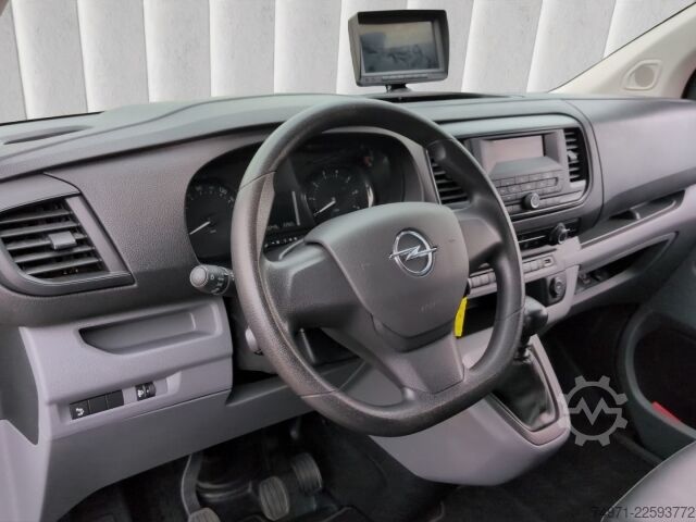 Panel van Opel Vivaro Kasten Edition 1.5D*AHK Temp R-Kam Regale