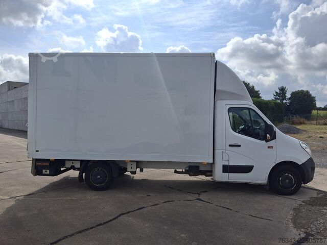 Nutzfahrzeug mit Kofferaufbau und Ladebordwand RENAULT MASTER 2.3 DCI 130 - E6c  - 20 M3 - LIFT