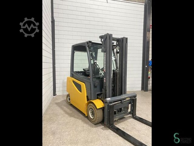 Gabelstapler Jungheinrich EFG 425k